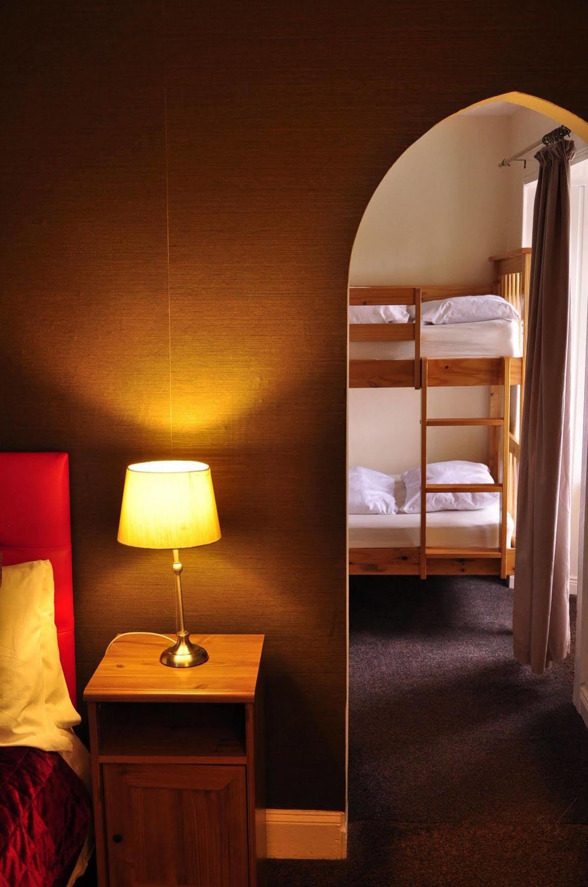 Ben Lawers Hotel Eksteriør bilde